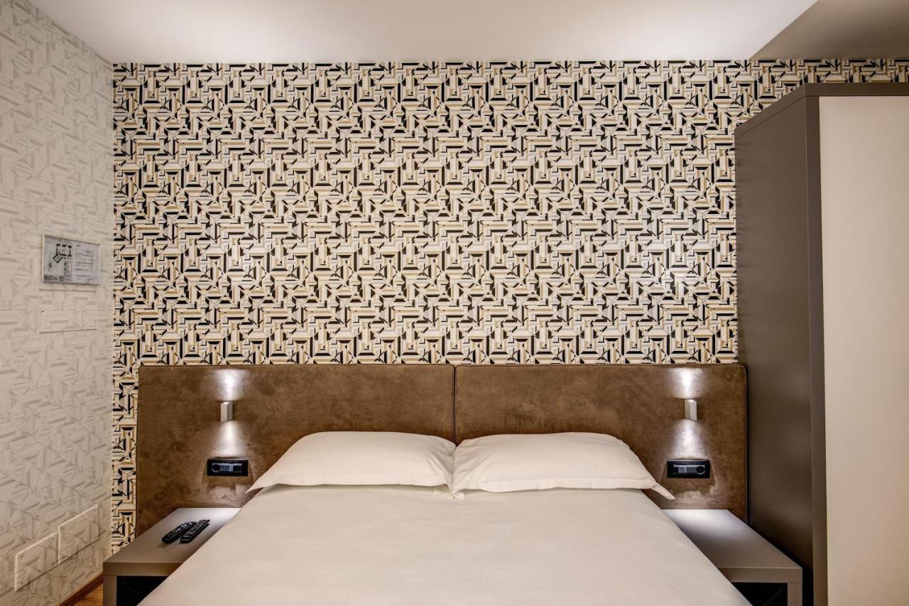 Colosseo Prestige Rooms روما المظهر الخارجي الصورة